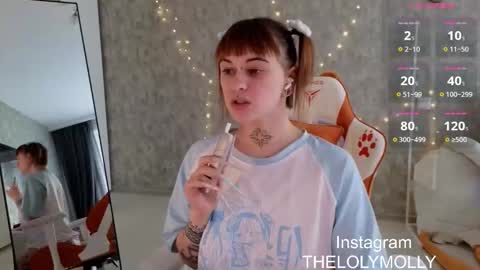 Snapshot of lolymolli chatting on 09-23-25, 10:07 Molli online show from 09-23-25, 10:07