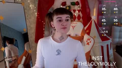 Molli online show from 11-01-25, 10:50