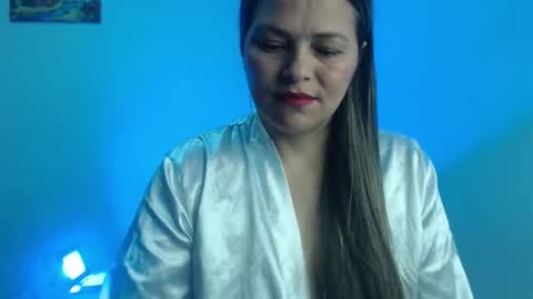 Snapshot of lolyta_mature1 chatting on 01-05-26, 10:24 Lolyta mature1 online show from 01-05-26, 10:24