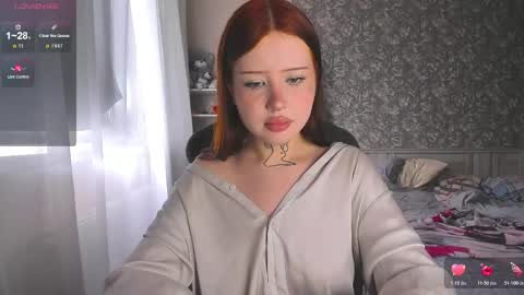 lona online show from 11-10-25, 09:41