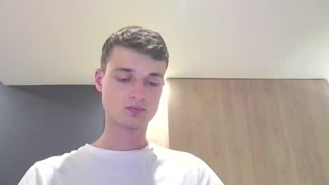 london_tomy online show from 09-25-25, 01:53