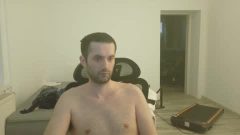 londonboy918070 online show from 03-02-25, 11:29