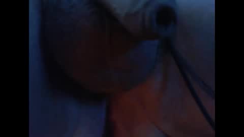 Snapshot of londonjames2 chatting on 06-04-26, 05:30 James online show from 06-04-26, 05:30
