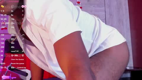 Snapshot of lonelyfetishguy chatting on 12-30-24, 11:38 Im Kiros online show from 12-30-24, 11:38