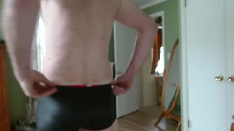 Snapshot of longbowrider555 chatting on 02-11-26, 04:23 Jeff online show from 02-11-26, 04:23