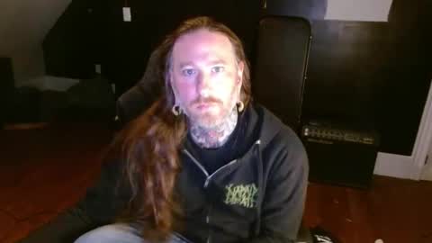 Snapshot of longhair021 chatting on 01-02-25, 10:11 longhair online show from 01-02-25, 10:11