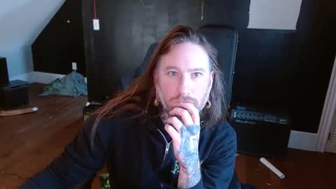 Snapshot of longhair021 chatting on 01-03-25, 05:42 longhair online show from 01-03-25, 05:42