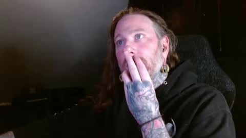 Snapshot of longhair021 chatting on 02-02-25, 11:32 longhair online show from 02-02-25, 11:32