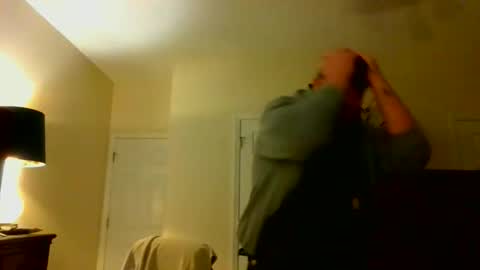 Snapshot of longlastingviking chatting on 12-19-25, 07:15 longlastingviking online show from 12-19-25, 07:15