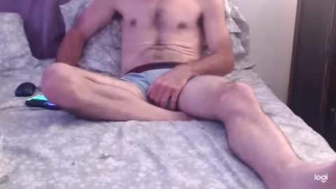 Snapshot of longstroken07 chatting on 03-10-26, 07:46 longstroken07 online show from 03-10-26, 07:46