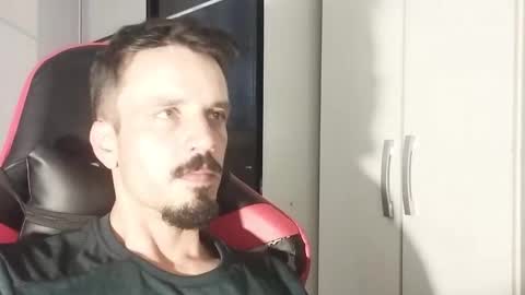 Snapshot of lookaz4010 chatting on 12-05-24, 05:28 Lucas online show from 12-05-24, 05:28