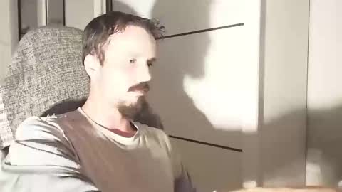 Snapshot of lookaz4010 chatting on 12-20-25, 11:45 Lucas online show from 12-20-25, 11:45