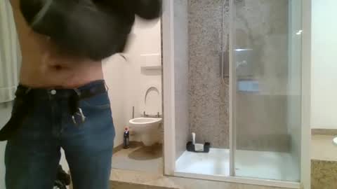 Robin online show from 01-02-25, 01:40