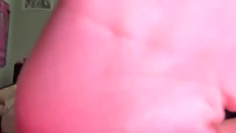 Snapshot of lookingforlona chatting on 02-19-26, 04:36 lookingforlona online show from 02-19-26, 04:36