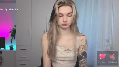 Luna online show from 05-10-26, 03:44