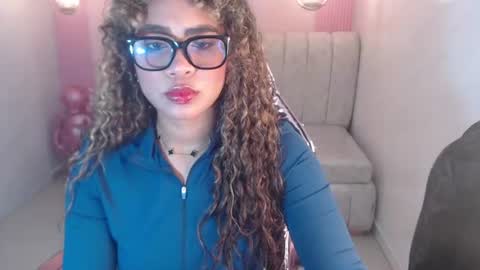 Snapshot of loola_s chatting on 07-30-26, 02:54 loola_s online show from 07-30-26, 02:54