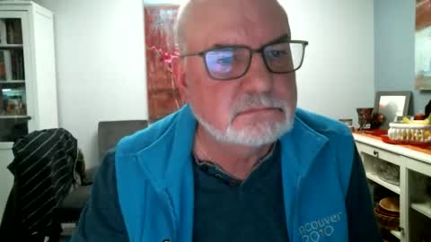 Snapshot of loop102 chatting on 02-16-26, 02:29 loop102 online show from 02-16-26, 02:29