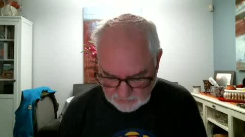 Snapshot of loop102 chatting on 07-12-26, 12:56 loop102 online show from 07-12-26, 12:56