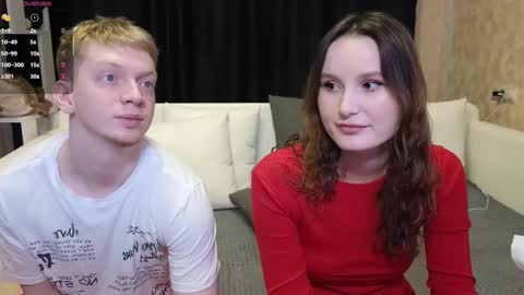 Jean and Isa right couple Mark and Eva left couple online show from 03-08-25, 09:06