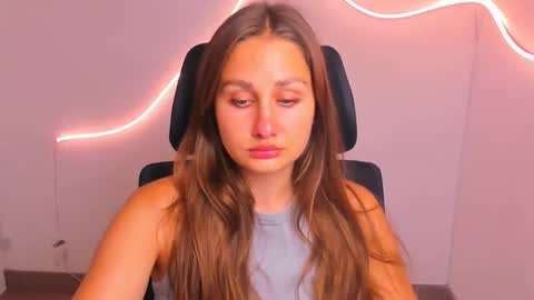 Snapshot of lora_kisses chatting on 09-09-25, 05:29 Lora online show from 09-09-25, 05:29