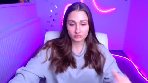 Snapshot of lora_kisses chatting on 11-06-25, 12:28 Lora online show from 11-06-25, 12:28