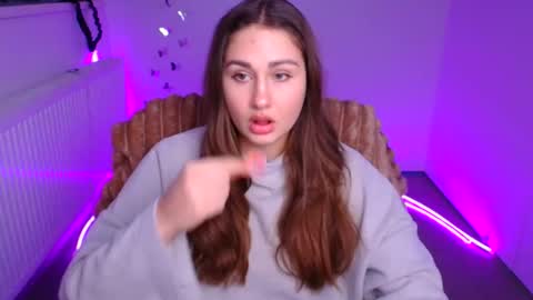 Snapshot of lora_kisses chatting on 02-10-26, 12:31 Lora online show from 02-10-26, 12:31