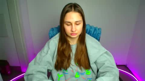 Snapshot of lora_kisses chatting on 02-27-26, 06:46 Lora online show from 02-27-26, 06:46