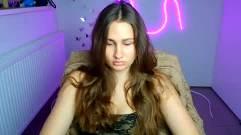 Lora online show from 07-07-26, 05:32