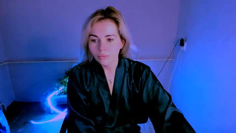 Lora online show from 04-03-26, 03:04