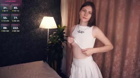 Snapshot of loradarter chatting on 09-24-25, 04:38 Lora online show from 09-24-25, 04:38