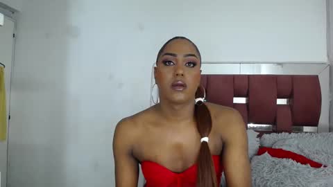 Loraine online show from 11-19-25, 09:26