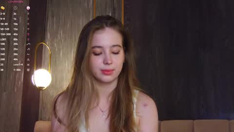 Loraine online show from 03-07-25, 08:44