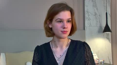 Lora online show from 10-13-25, 04:07