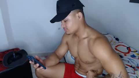 Dominic online show from 10-14-25, 04:19