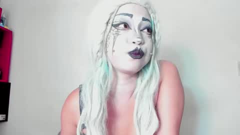 Lore Depp online show from 03-12-26, 08:20