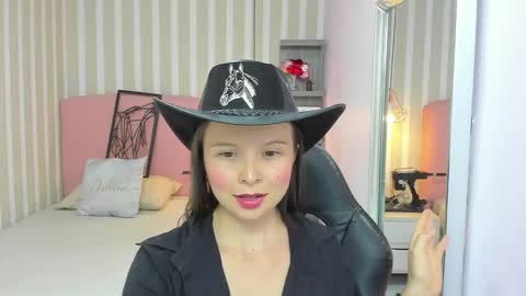 lorelaigiven online show from 01-14-25, 12:24