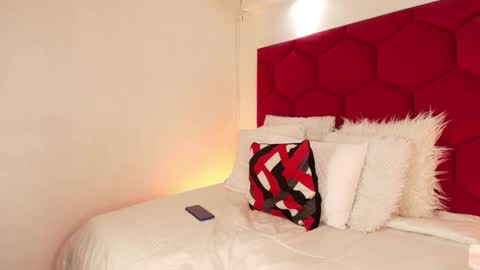 LORELI online show from 11-15-25, 04:10