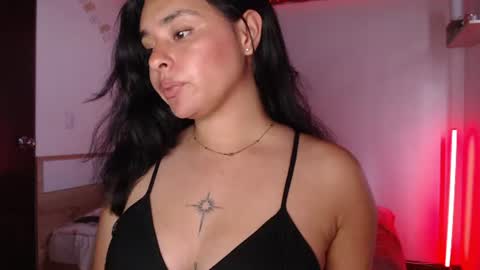 lorem_adams online show from 07-28-26, 04:39