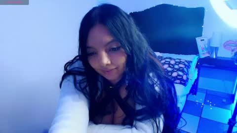 Loren online show from 05-20-26, 08:04