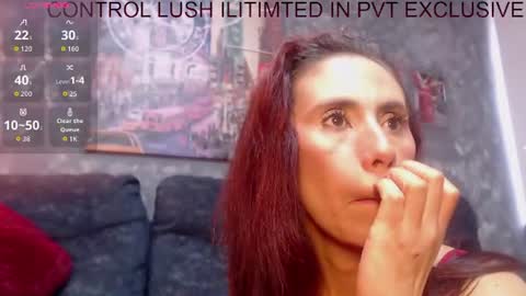Snapshot of loren_queen_ chatting on 07-11-26, 05:37 Loren online show from 07-11-26, 05:37