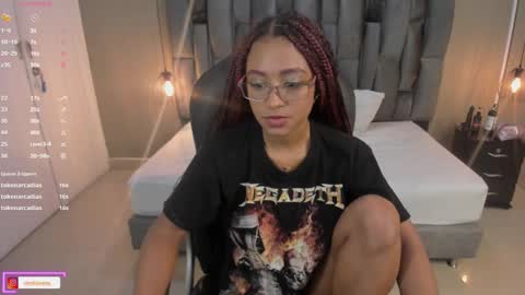 Snapshot of lorena_vieira_ chatting on 03-10-25, 11:38 Lorena Vieira online show from 03-10-25, 11:38