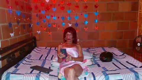 Snapshot of lorenacapelli chatting on 02-05-25, 09:36 Lorena Capelli online show from 02-05-25, 09:36