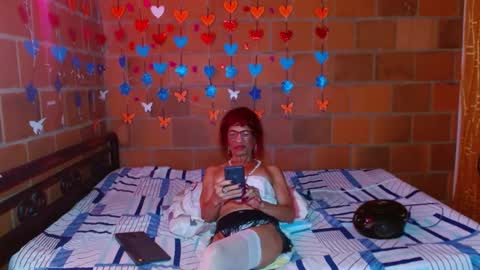 Snapshot of lorenacapelli chatting on 02-07-25, 09:48 Lorena Capelli online show from 02-07-25, 09:48