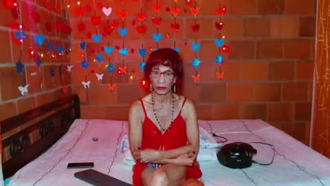 Snapshot of lorenacapelli chatting on 02-11-25, 10:15 Lorena Capelli online show from 02-11-25, 10:15