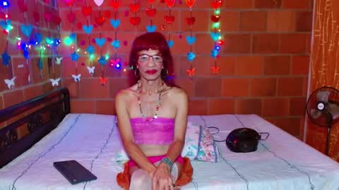 Snapshot of lorenacapelli chatting on 02-14-25, 10:38 Lorena Capelli online show from 02-14-25, 10:38