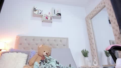 Snapshot of lorennahernandez chatting on 10-29-25, 11:23 Lorena online show from 10-29-25, 11:23