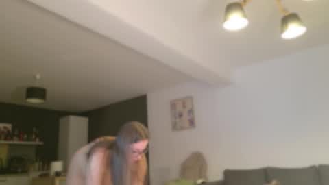 Amelia online show from 10-08-25, 07:22