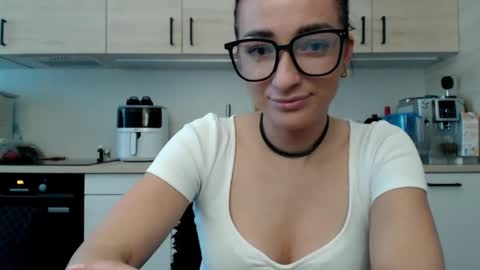 LorenneInspiring online show from 09-09-25, 06:35