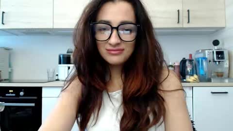 LorenneInspiring online show from 09-16-25, 06:14