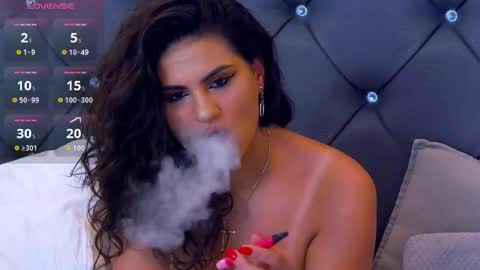 Snapshot of lorennemays chatting on 10-06-25, 11:02 Lorenne Mays online show from 10-06-25, 11:02